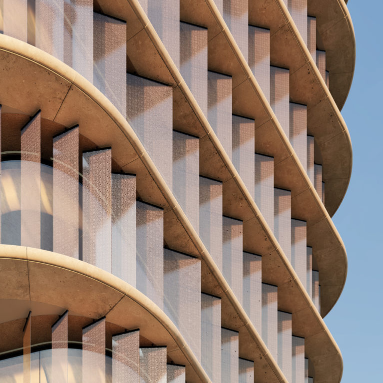 AQSO arquitectos office. La fachada brise-soleil está hecha de vuelos de hormigón con protección solar y lamas verticales de vidrio.