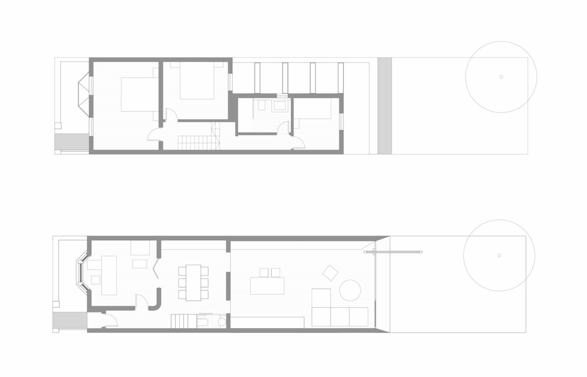AQSO arquitectos office. Las plantas de distribución muestran los espacios de usao diurno en la planta baja y los de uso nocurno en la planta superior. La ampliación de la vivienda proporciona una gran sala de estar y un dormitorio adicional.